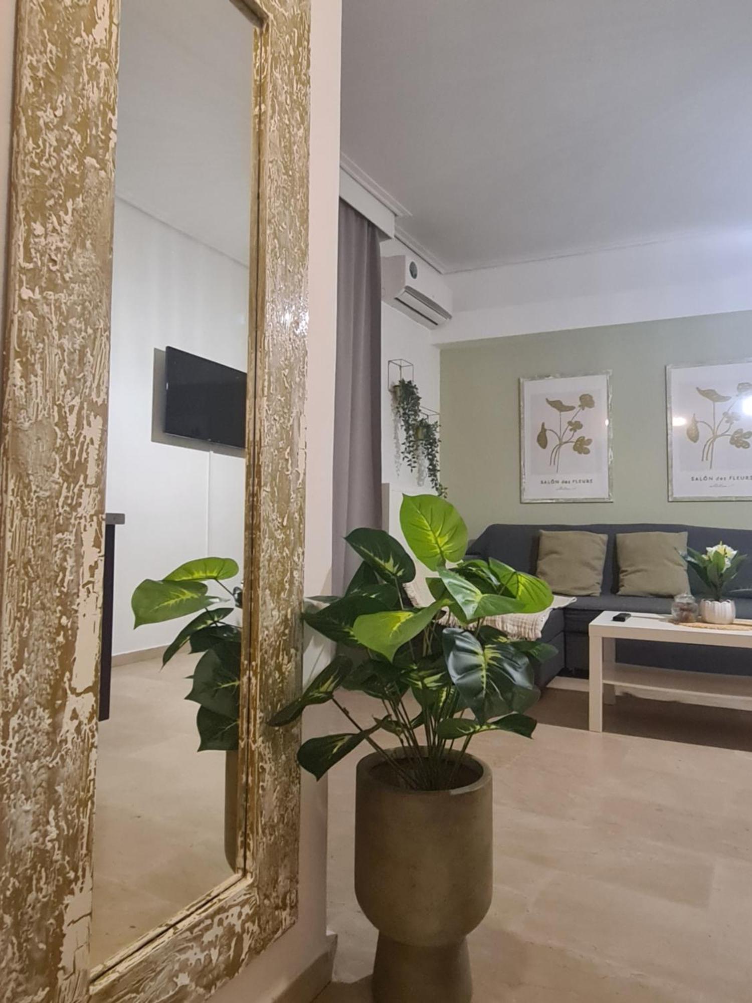 Apartment In The Heart Of The City 3A Larissa Exteriör bild